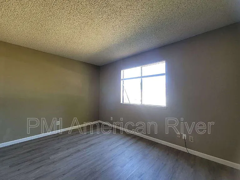 7396 Marani Way — Photo 9