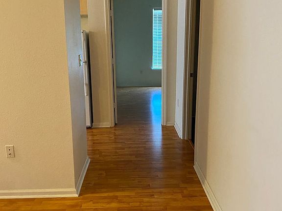 4th image of 311 E Hale St APT D