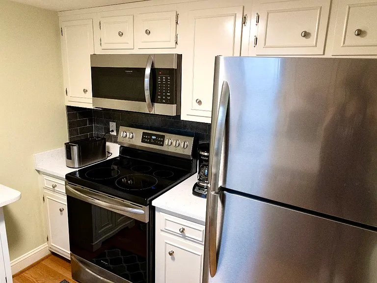 2905 Burch Ave #1 — Photo 17