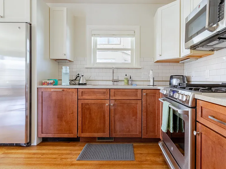 590 S Williams St — Photo 13