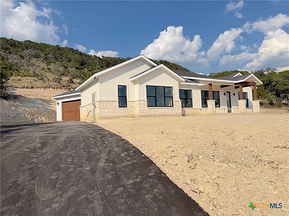 2nd image of 420 Sendera Hills Dr