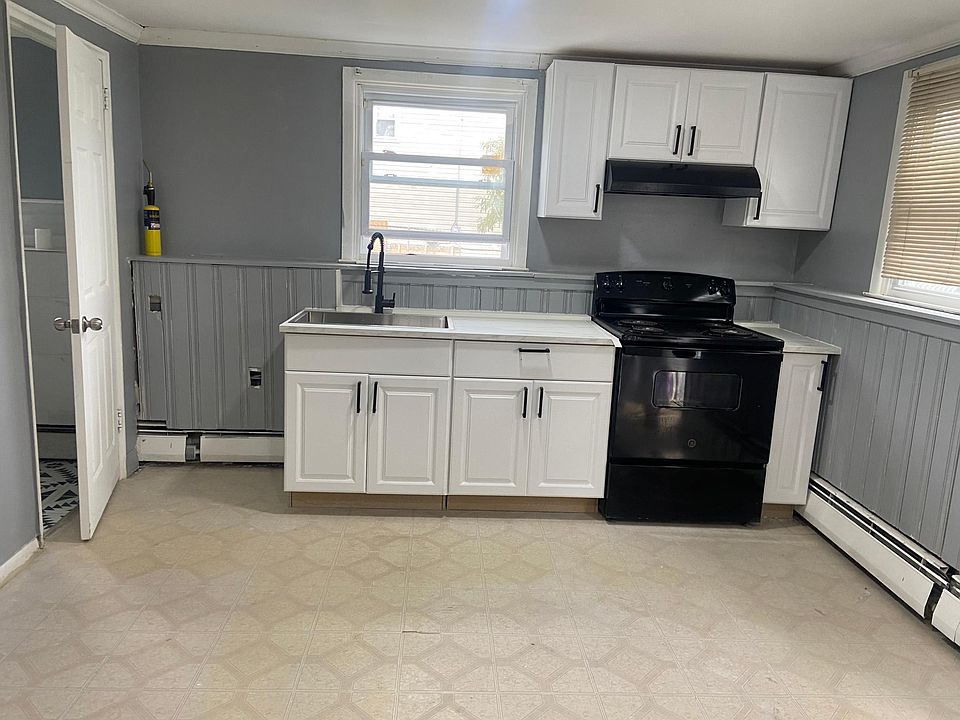 1st image of 1448 L St