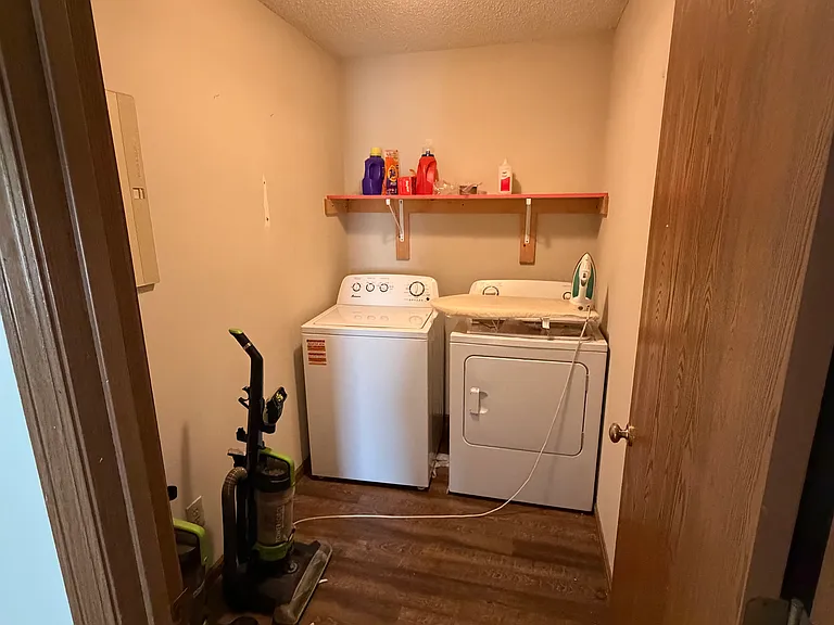 611 Maine St — Photo 8