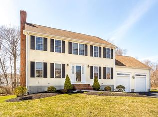 11 Fieldstone Cir, Whitman, MA 02382
