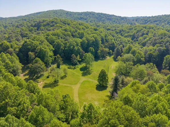 8730 Lee Dr NE, Copper Hill, VA 24079