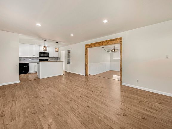 2nd image of 1397 W 31st St