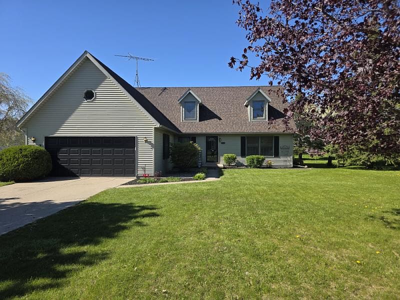 1st image of 6435 Beechwood Dr