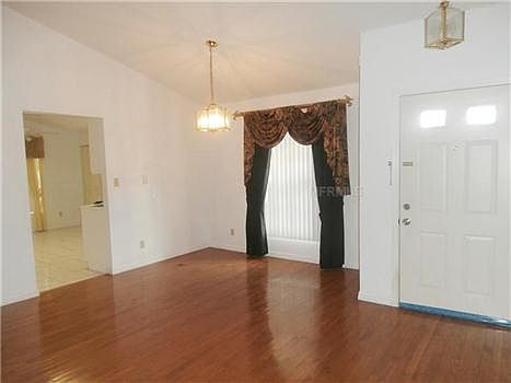 2nd image of 942 Chelsea Way