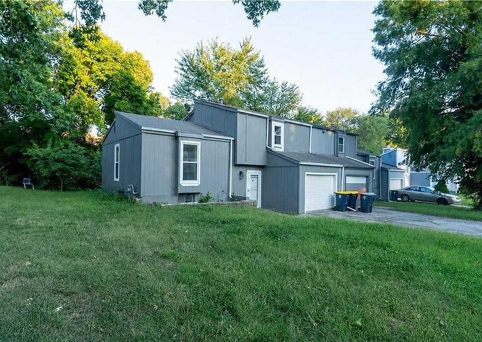 1st image of 9525 Manning Ave