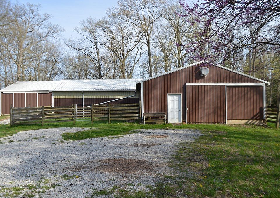 1339 Poe Rd, Bucyrus, OH 44820 MLS 9056357 Zillow