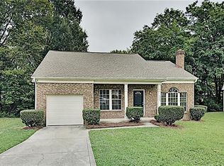 9206 Christina Marie Ct, Charlotte, NC 28213