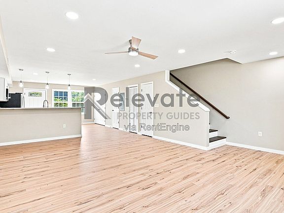3rd image of 435 Harding St #B