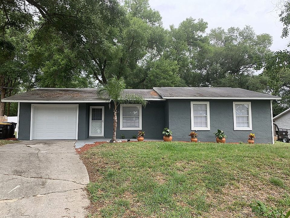 1st image of 575 Sandy Pines Dr