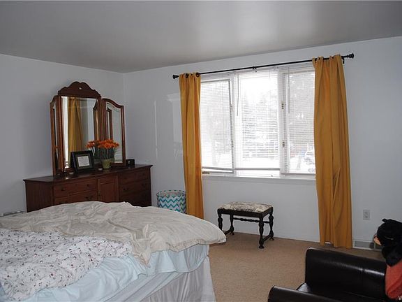 5th image of 99 Berehaven Dr