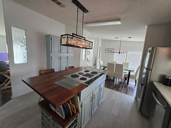 4th image of 768 Lindo Ln