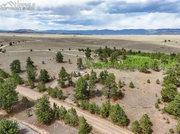 614 Yellowstone Rd, Hartsel, CO 80449