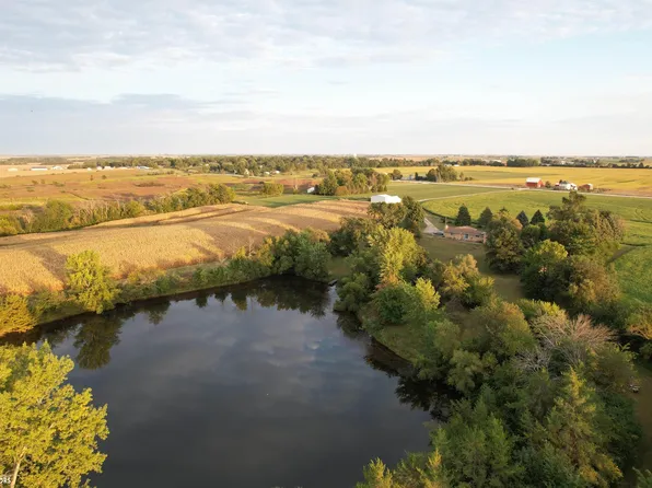 2369 120th St, Winfield, IA 52659