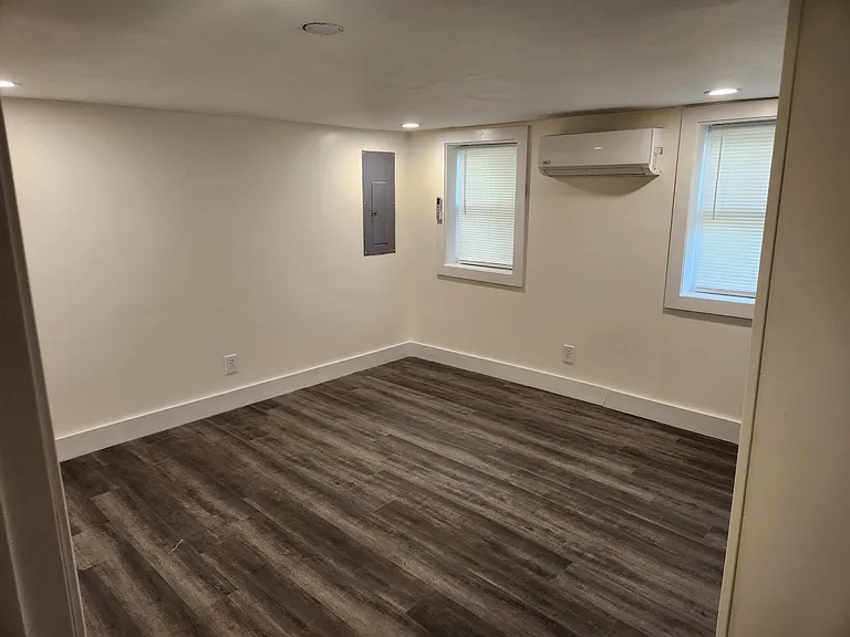 2335 Easley Ave — Photo 15