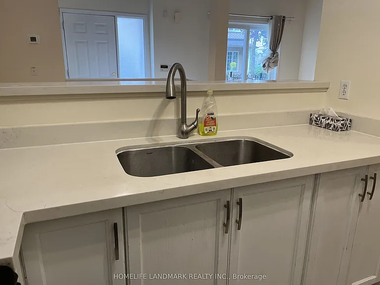 8 Cox Blvd #20 — Photo 10