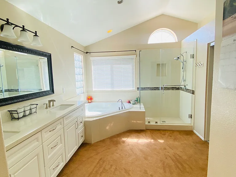 6863 Portofino Ct — Photo 15