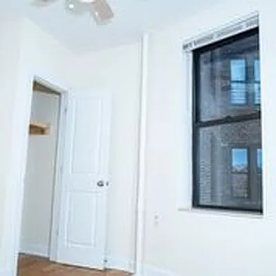 Rented by Nest Seekers International | media 19