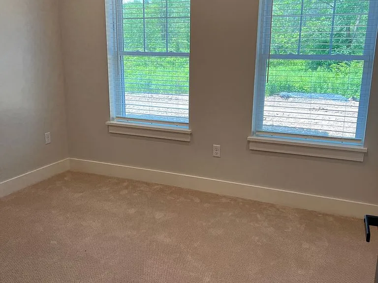 The Residence at Wemple Road — Photo 32