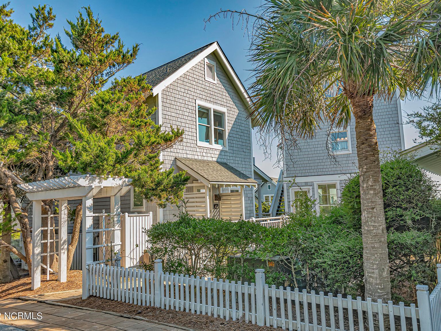 12 Isle Of Skye Crescent, Southport, NC 28461 MLS 100351284 Zillow