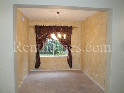 5th image of 11306 Pepperview Ter