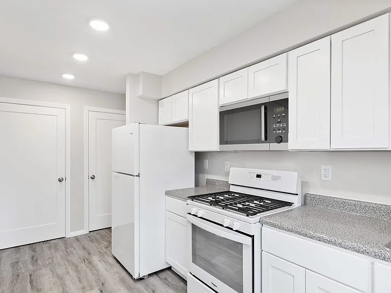 1-53 Brighton Ave #140 — Photo 6