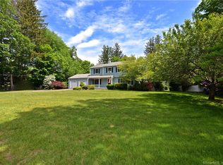 205 Walnut Tree Hill Rd, Sandy Hook, CT 06482