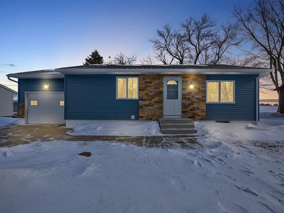 1st image of 2541 Stella St