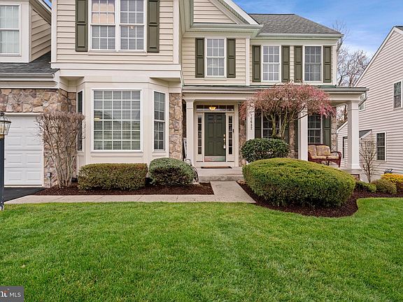 3rd image of 10632 Tattersall Dr