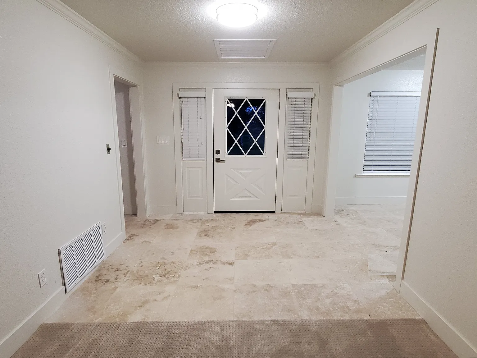 4 bed, 1998 sqft, $3,200 — Photo 3
