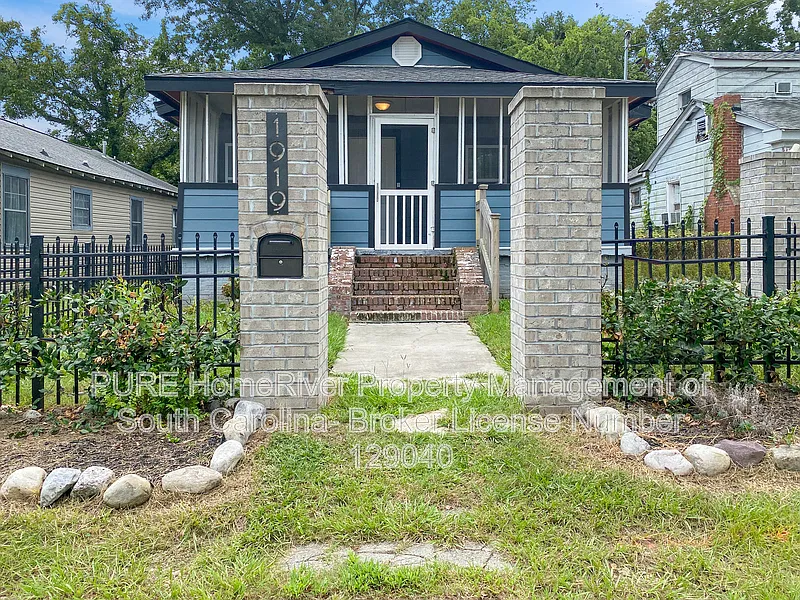 2 bed, 2.0 bath, 1166 sqft, $1,800 — Photo 1