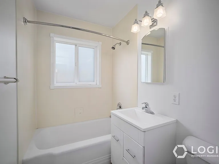 1772 E 2100 S — Photo 19