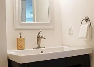 5709 Elmer St #301 — Photo 15