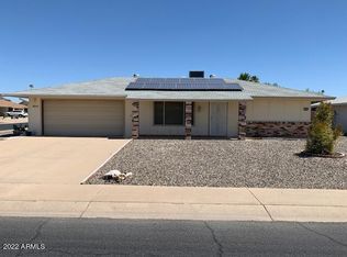 10040 W Coggins Dr, Sun City, AZ 85351