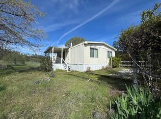 14073 Old Oregon Trl, Redding, CA 96003