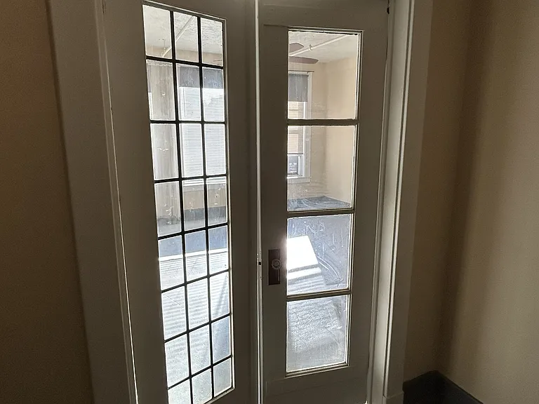 652 South Ave #6 — Photo 3