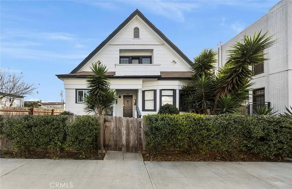 1 bed, 750 sqft, $2,500 — Photo 1
