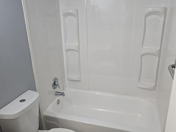 4th image of 1000 Ferguson Ct APT C