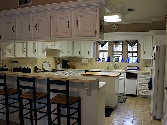 5th image of 5202 Blue Creek Dr