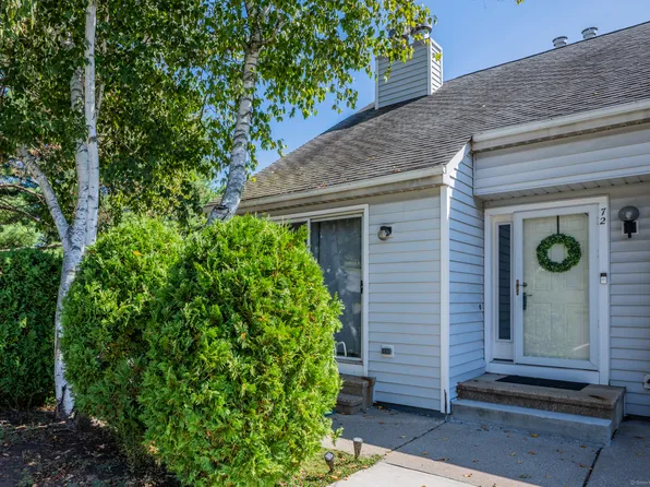 72 Clubhouse Drive #72, Cromwell, CT 06416