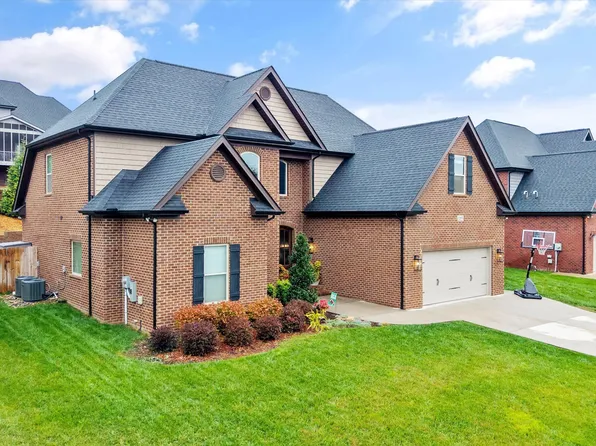 12033 Salt Creek Ln, Knoxville, TN 37932