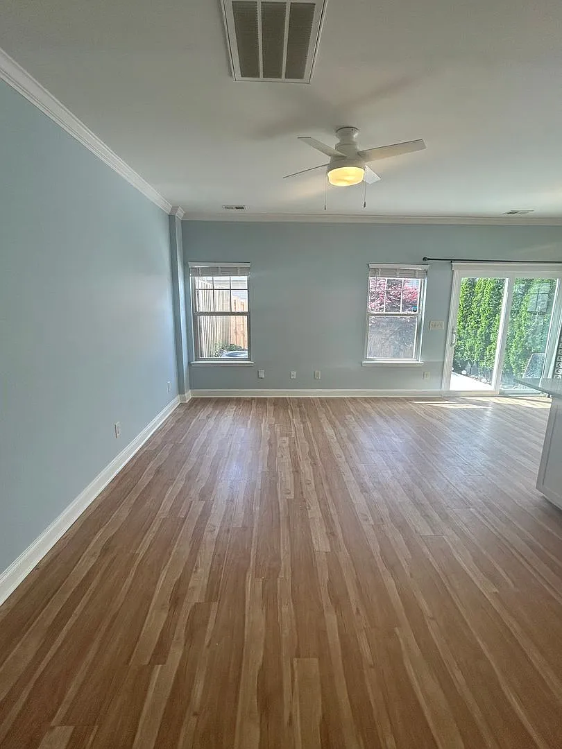 Building Photo - 128 Stonecrest Dr