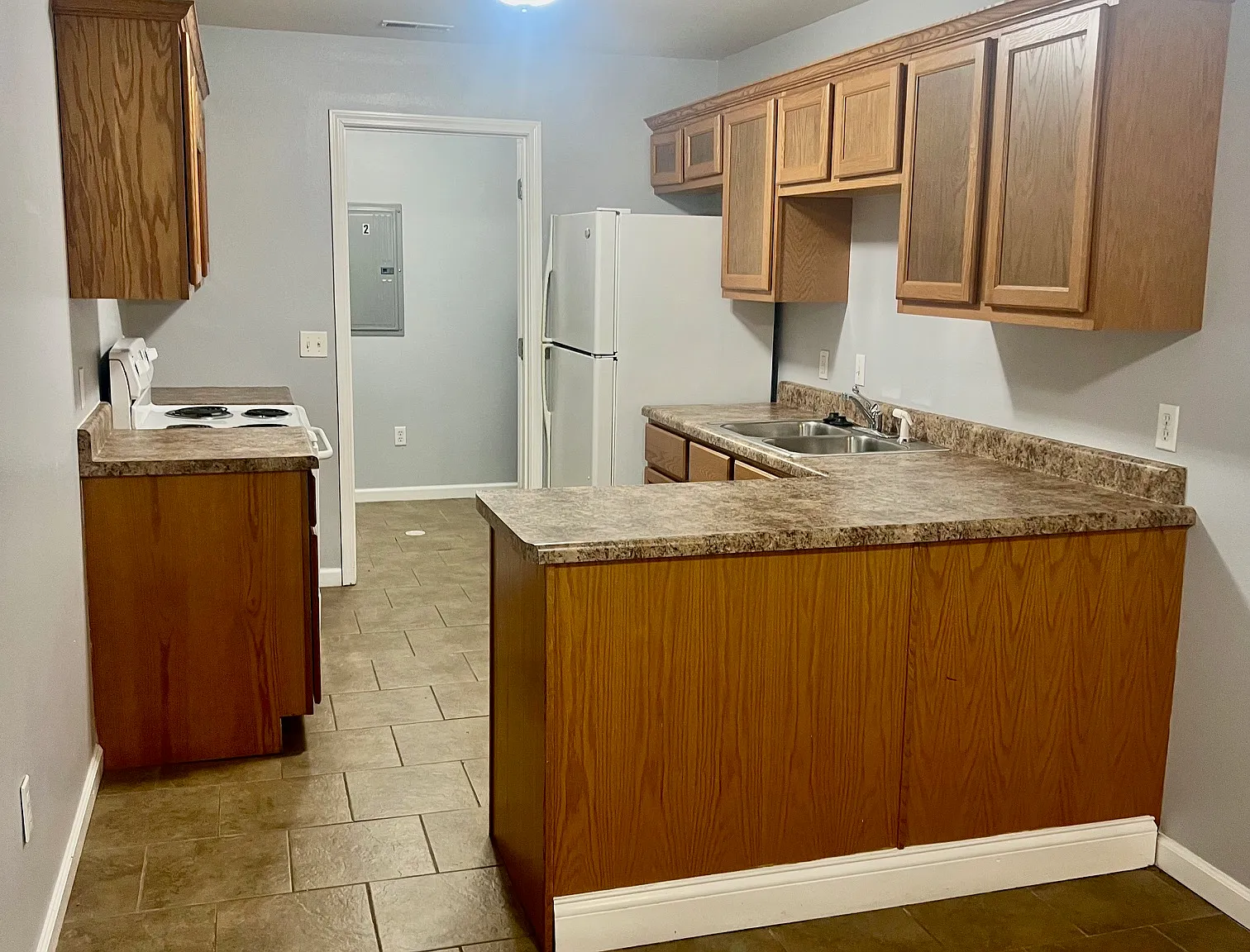 2 bed, 805 sqft, $950 — Photo 3