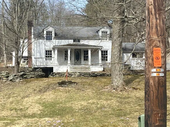 233 Nine Partners Rd, Clinton Corners, NY 12514