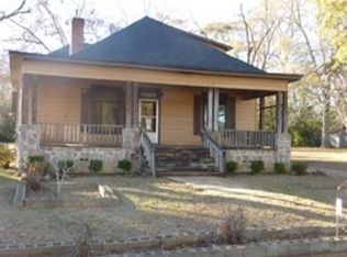 231 Lee St, Blakely, GA 39823