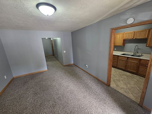 2nd image of 314 S Cavin St #B