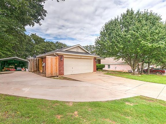 2nd image of 338 Sweetwater Dr